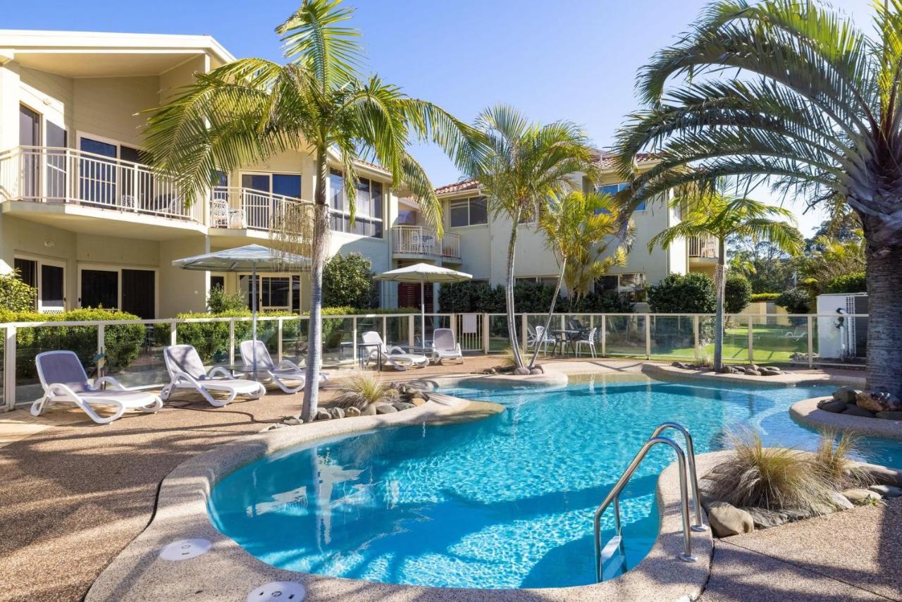 Martys Little No 1 Two Story Apartment *