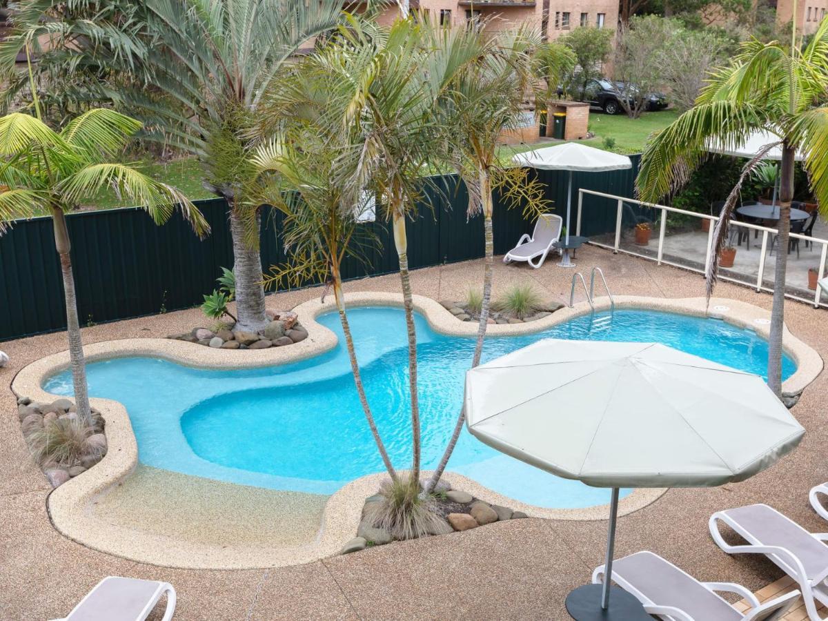 Martys Little No 1 Two Story Apartment Nelson Bay