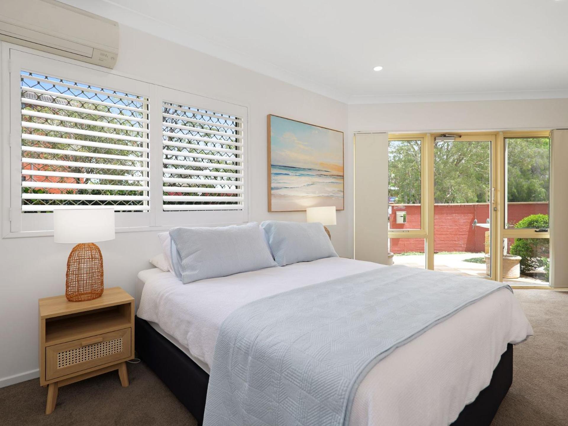 Martys Little No 1 Two Story Apartment